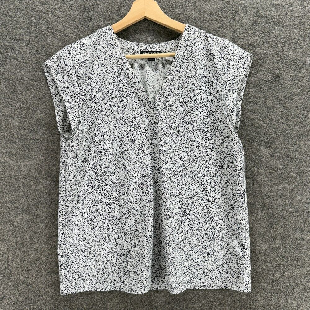 Hilary Radley Blouse Women M Medium White Geometric V-Neck Short Sleeve Casual